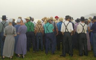 How do the Amish clean their teeth?