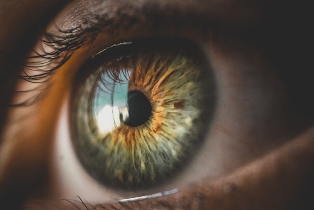 What does the eye mean in Christianity?